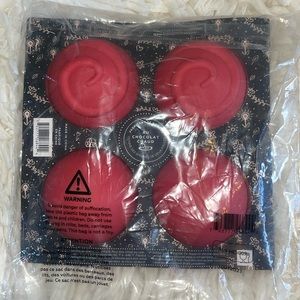 Hot cocoa bomb, mold